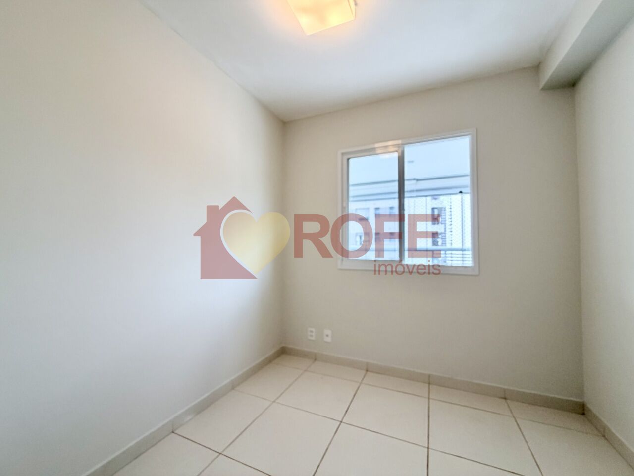 Foto 12 - RF48242