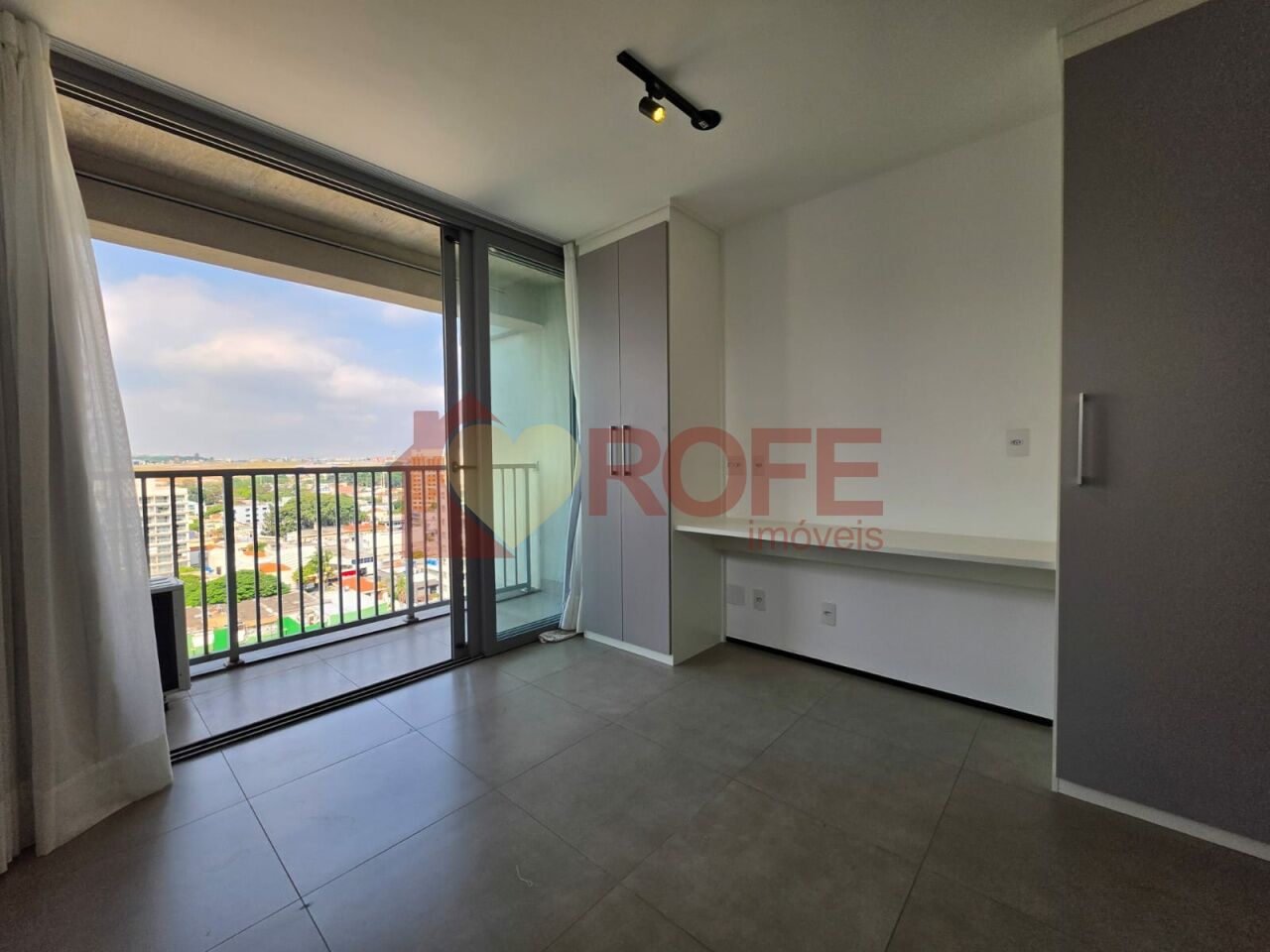 Foto 4 - RF48251