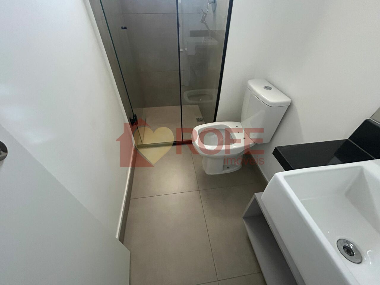 Foto 6 - RF48273