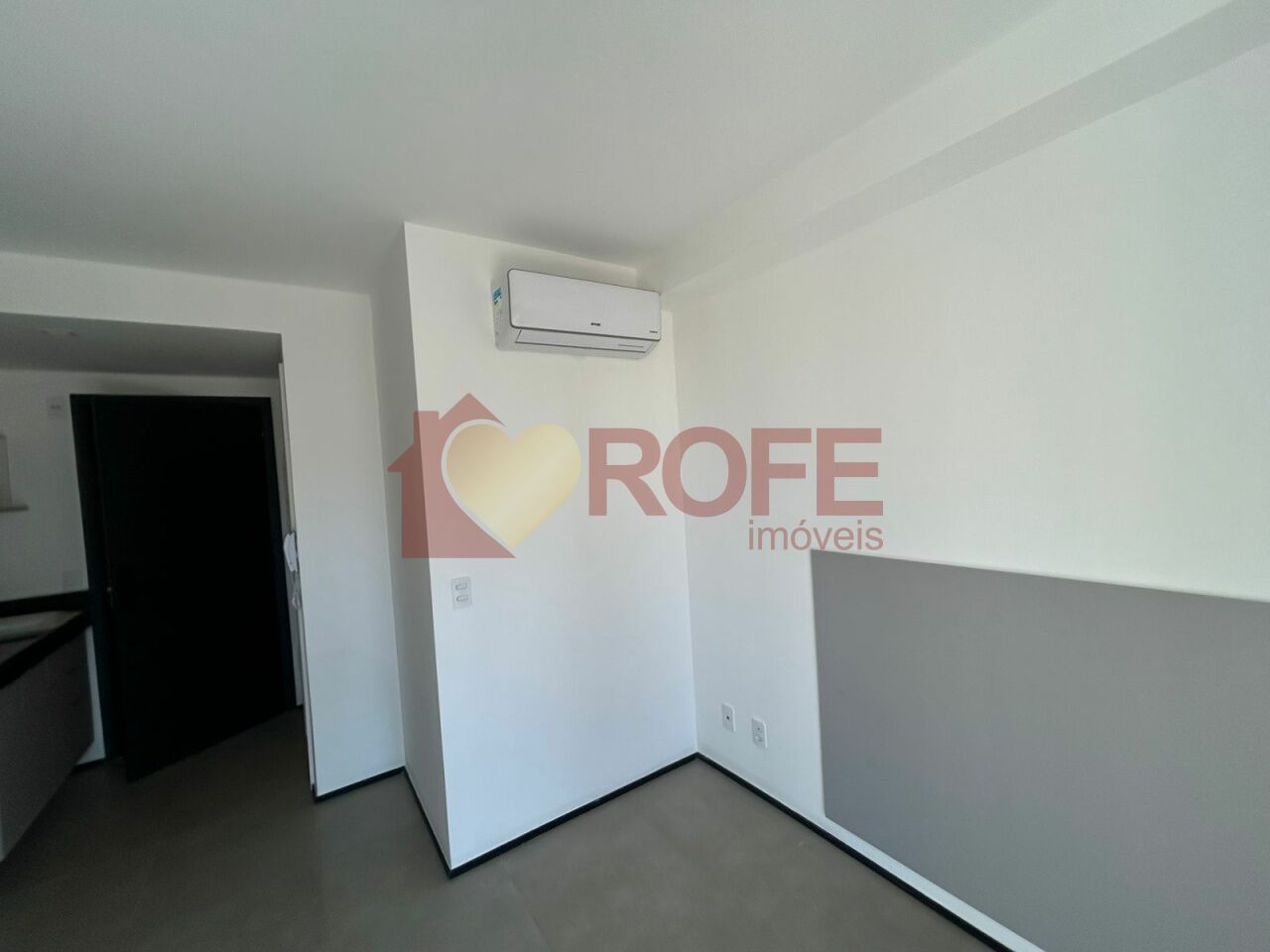 Foto 3 - RF48273
