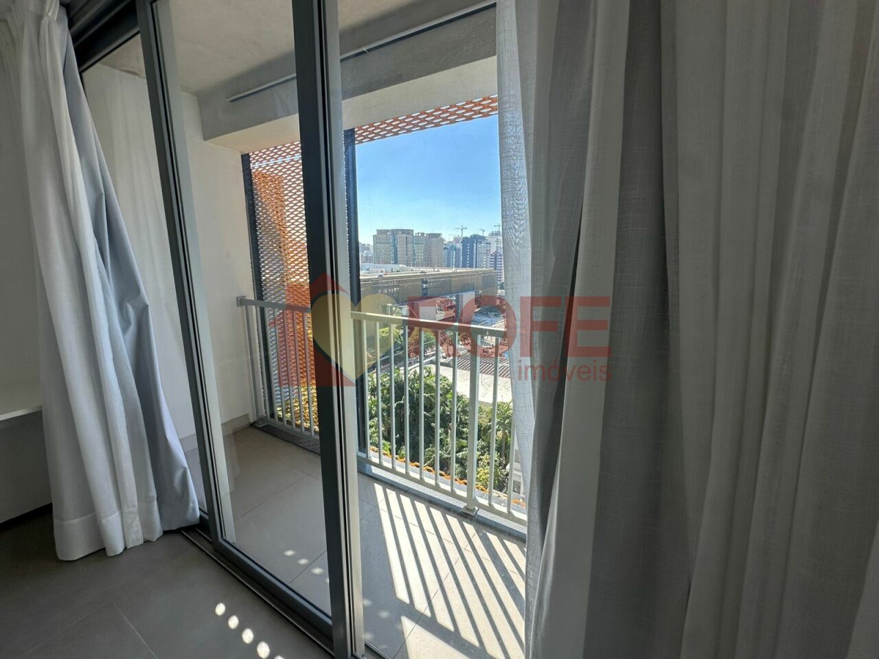 Foto 2 - RF48278