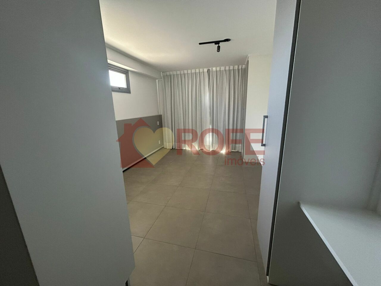 Foto 2 - RF48282