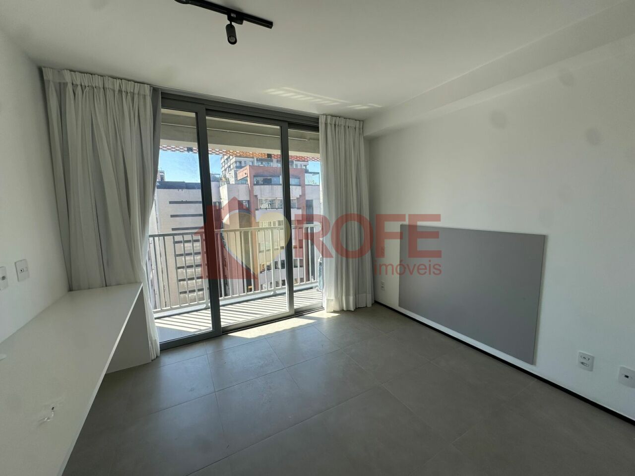 Foto 2 - RF48286
