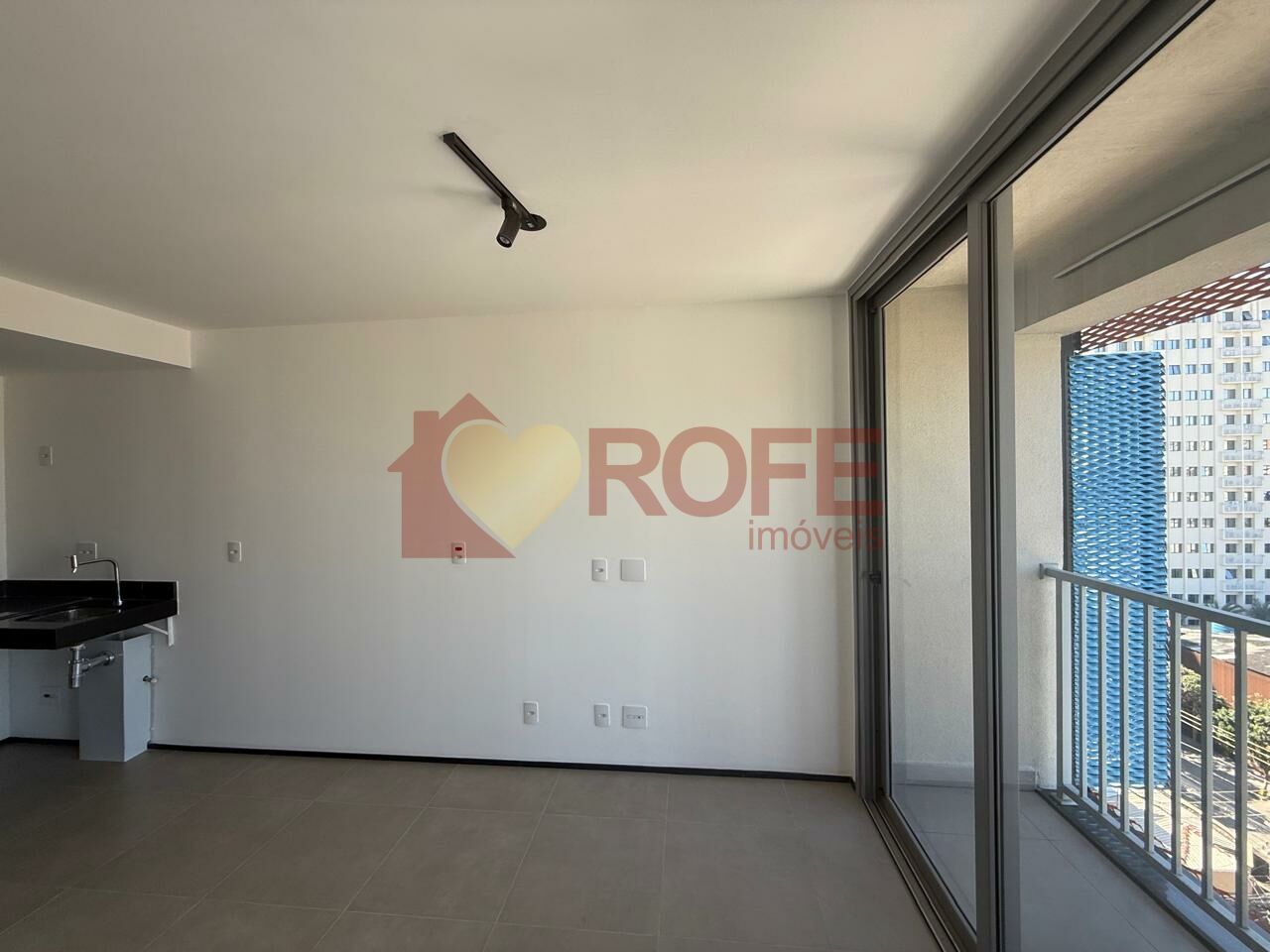 Foto 3 - RF48292