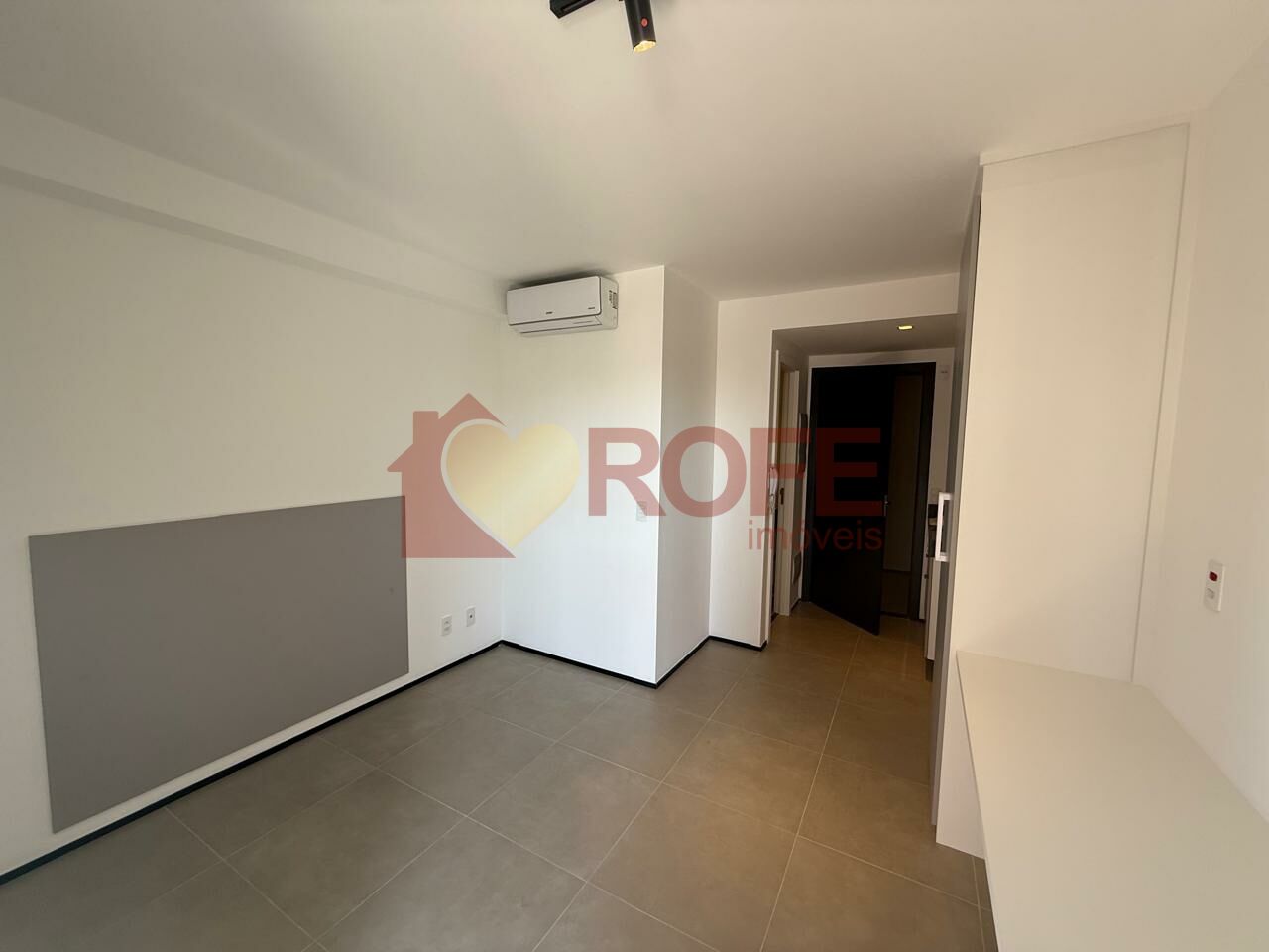 Foto 3 - RF48296