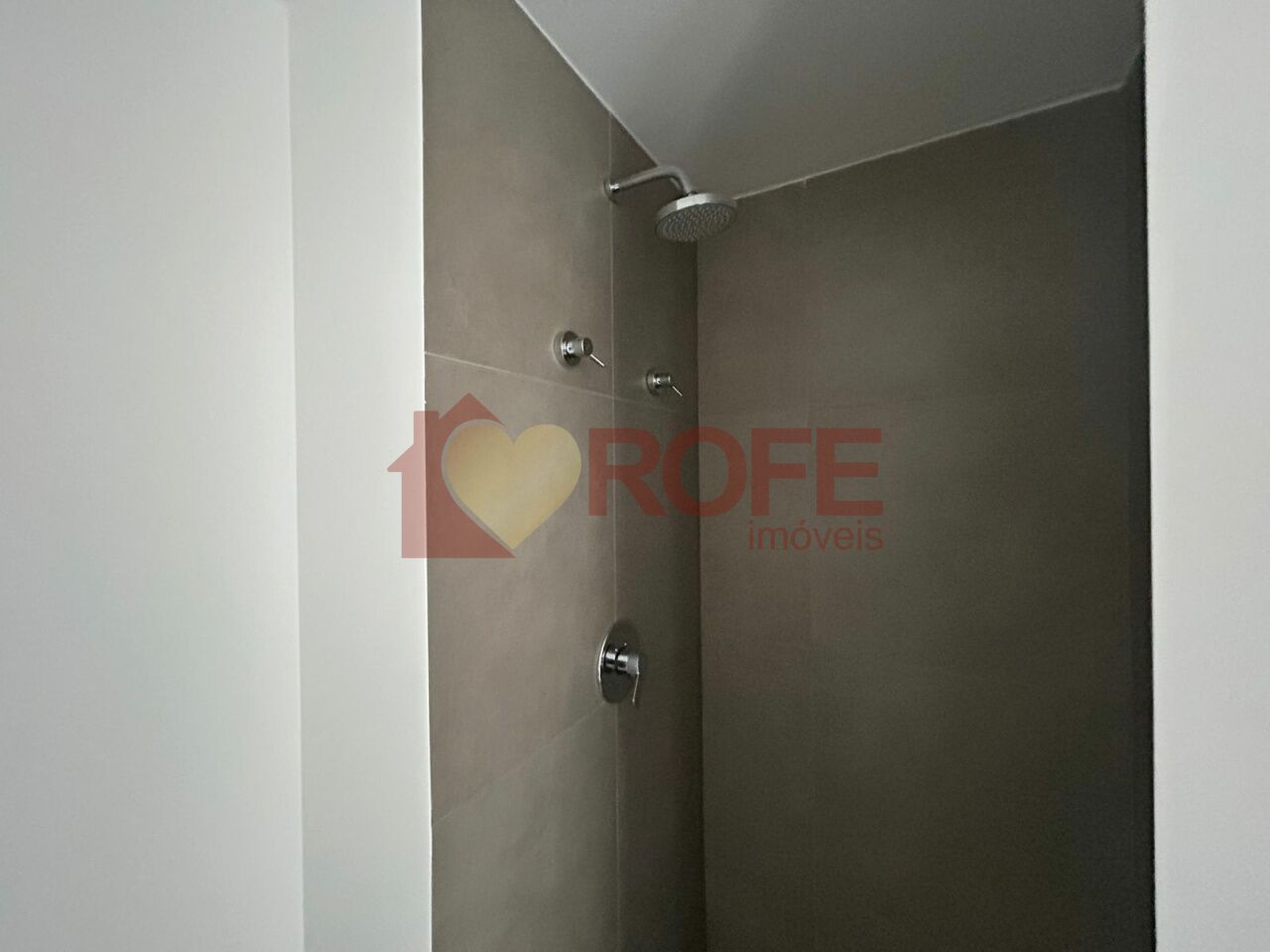 Foto 6 - RF48297