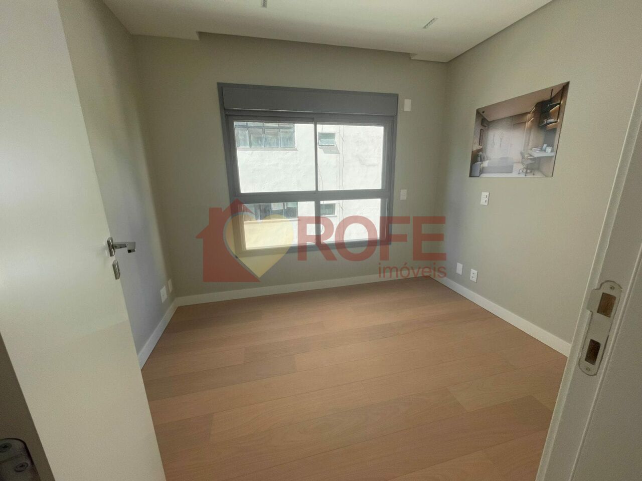 Foto 4 - RF48338