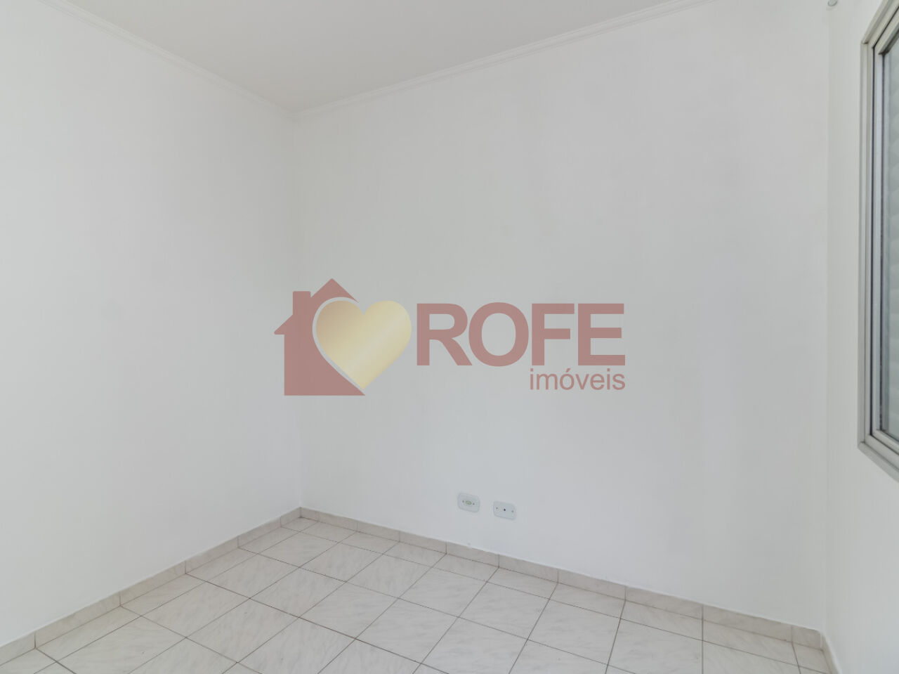Foto 12 - RF48347