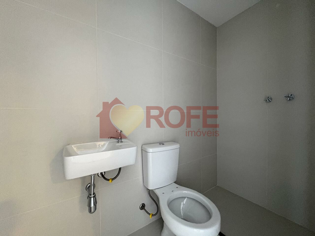 Foto 10 - RF48390