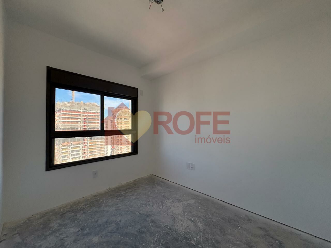 Foto 7 - RF48390