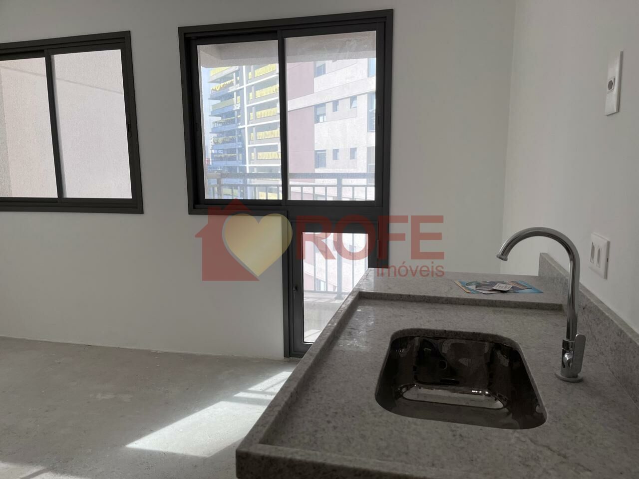 Foto 3 - RF48441