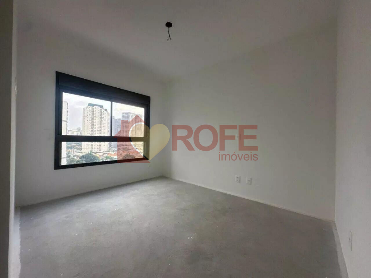 Foto 5 - RF48530