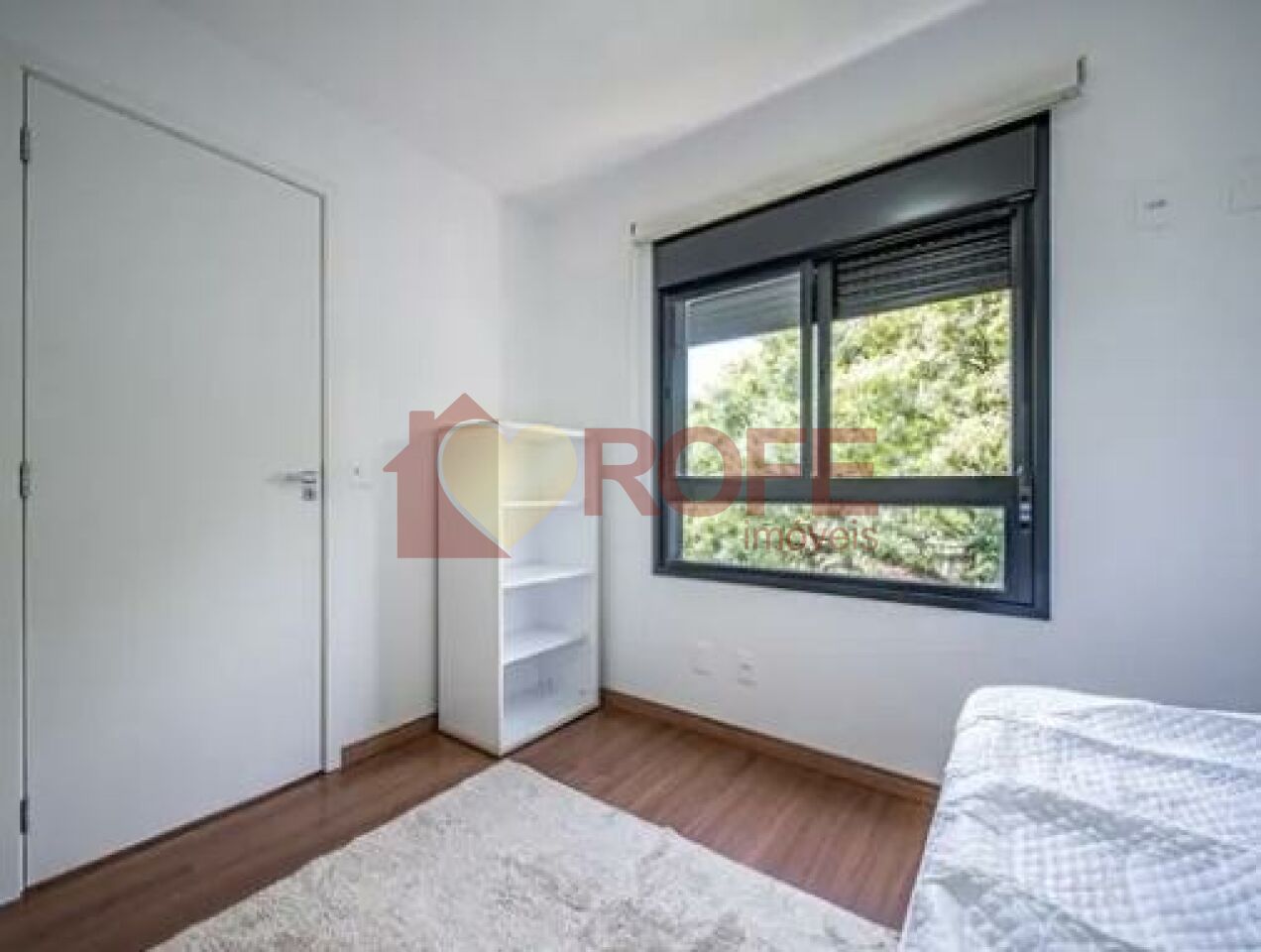 Foto 4 - RF48538