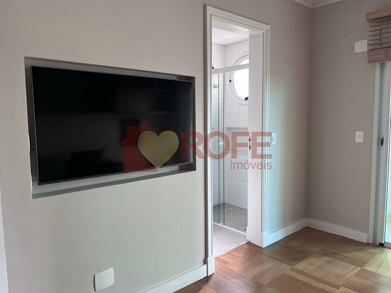 Foto 45 - RF48609