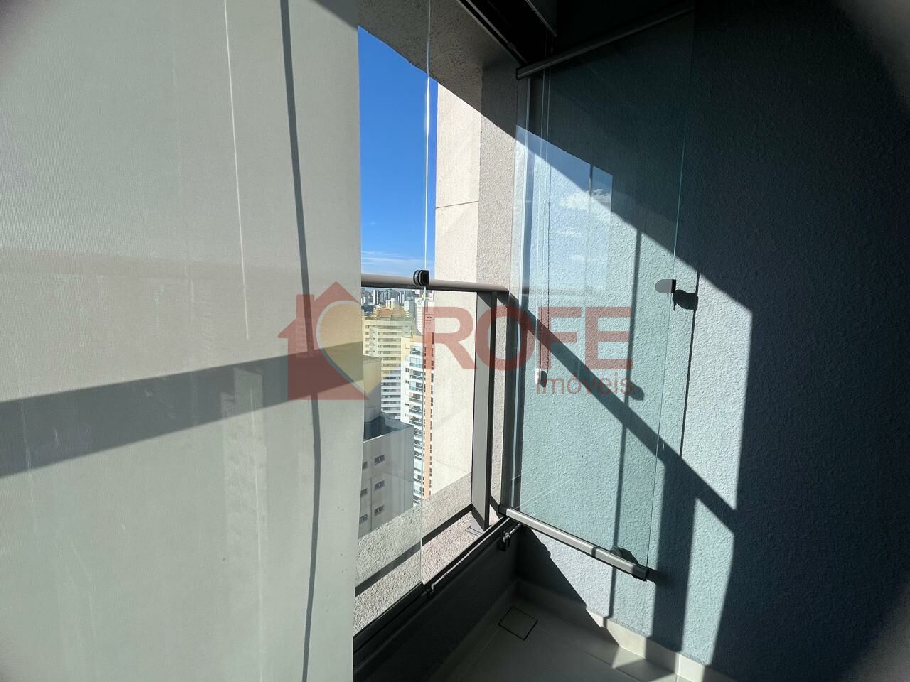 Foto 4 - RF48612