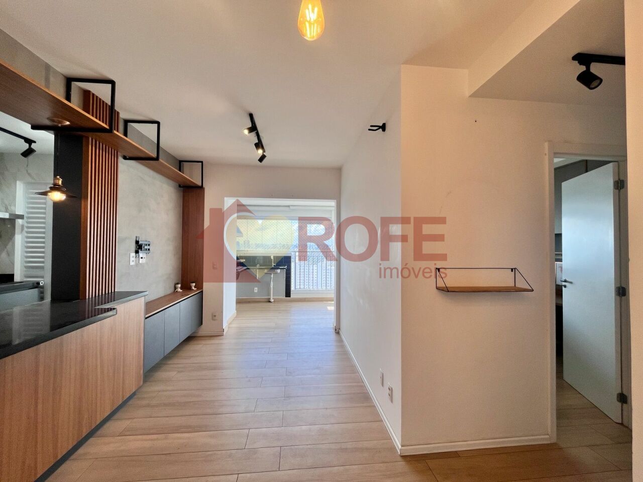 Foto 3 - RF48618