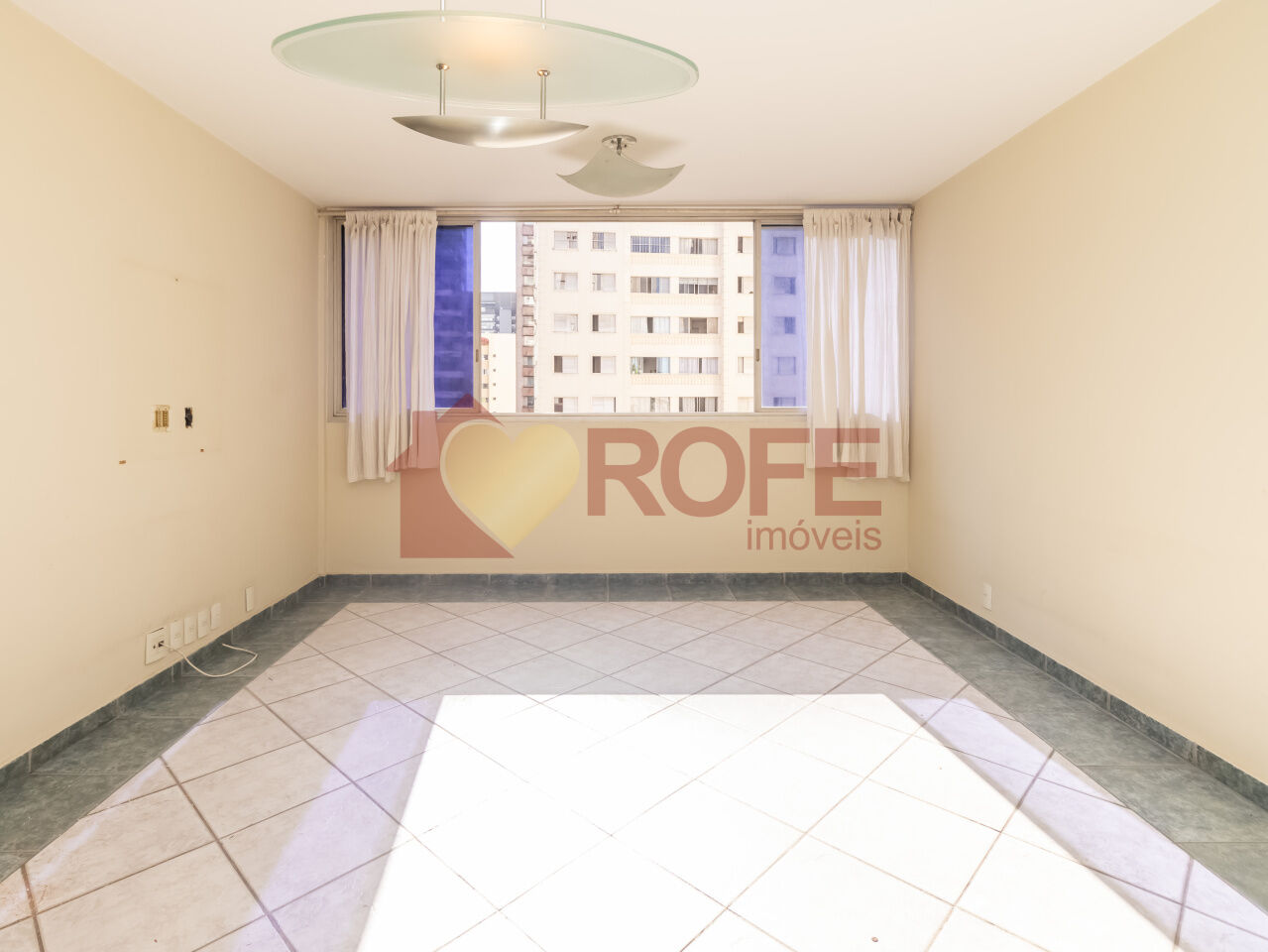 Foto 2 - RF48633
