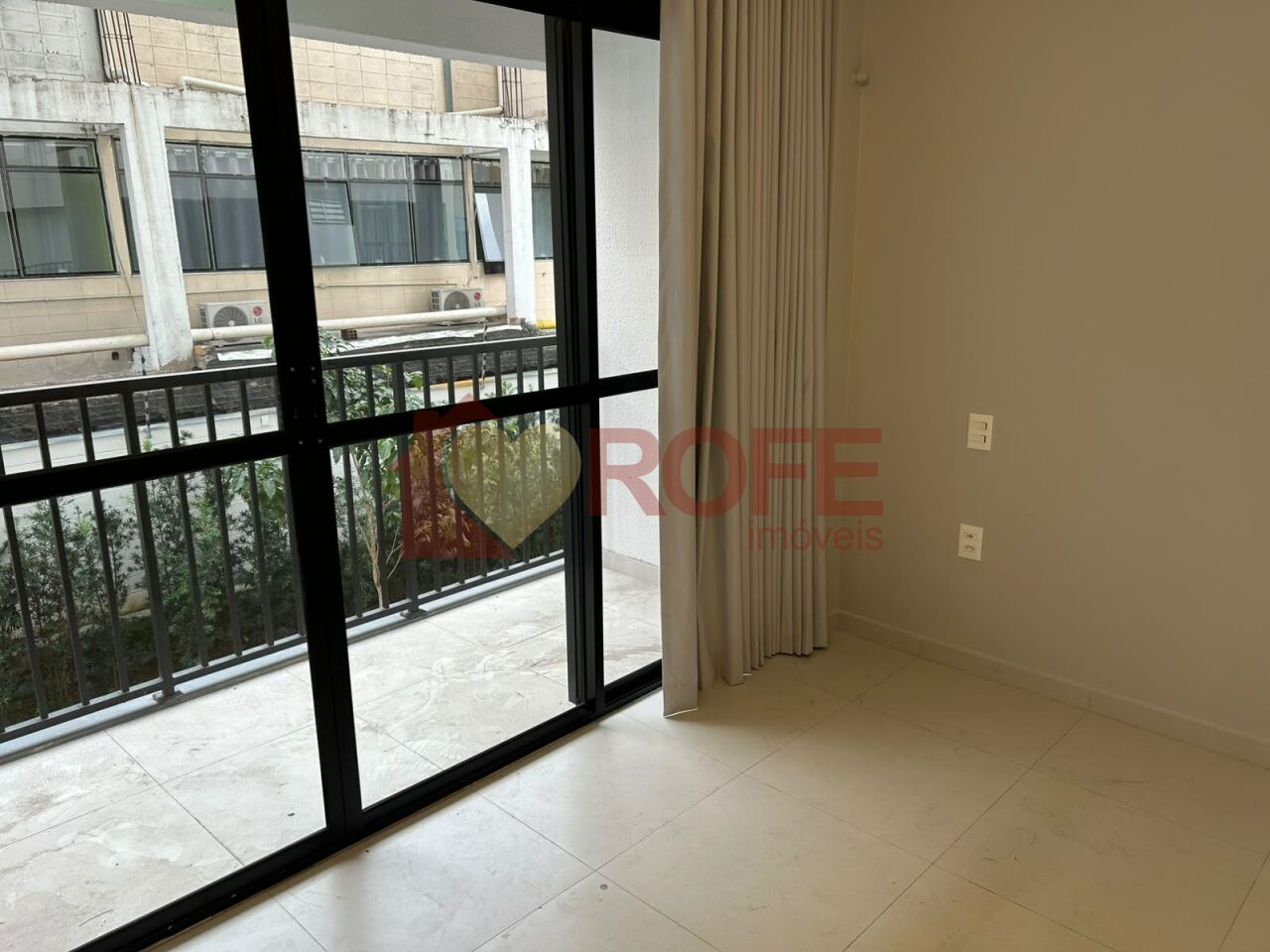 Foto 17 - RF48736