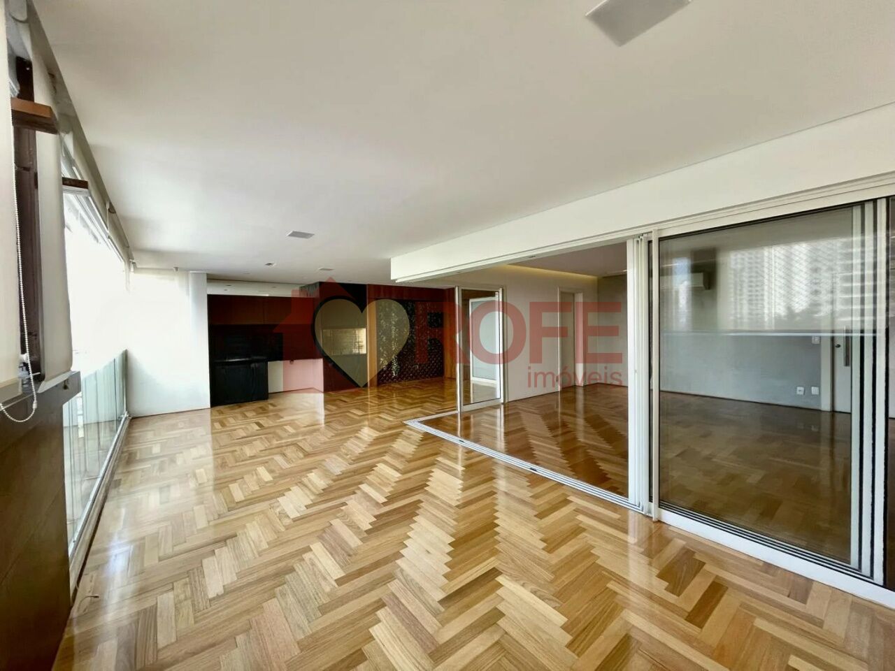 Foto 5 - RF48747