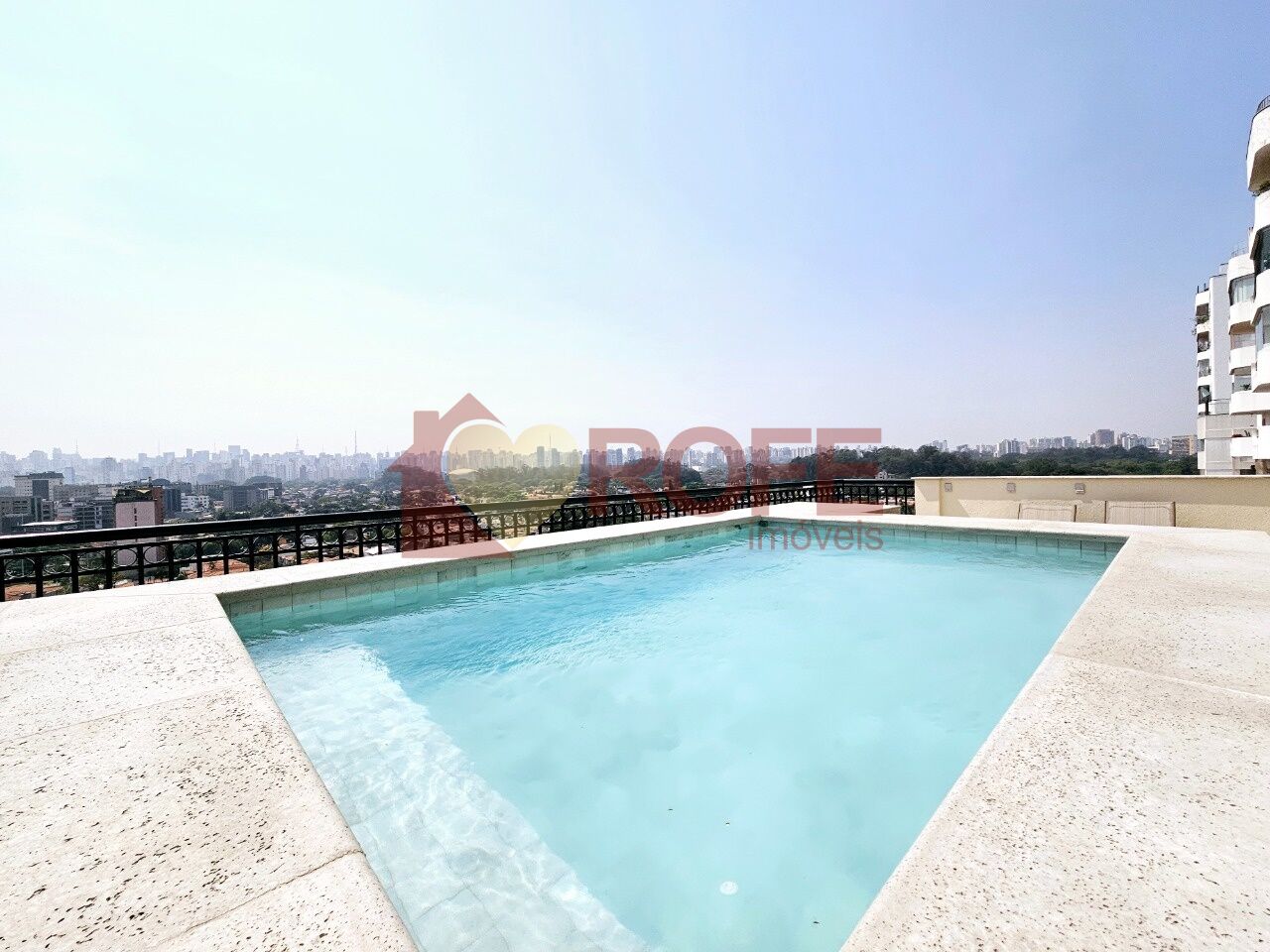 Foto 2 - RF48778