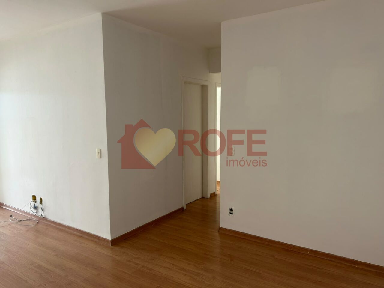 Foto 4 - RF48905
