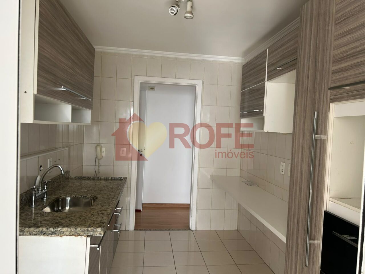 Foto 8 - RF48905