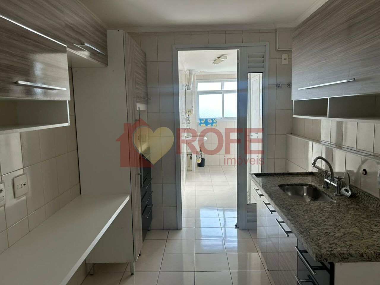 Foto 11 - RF48905