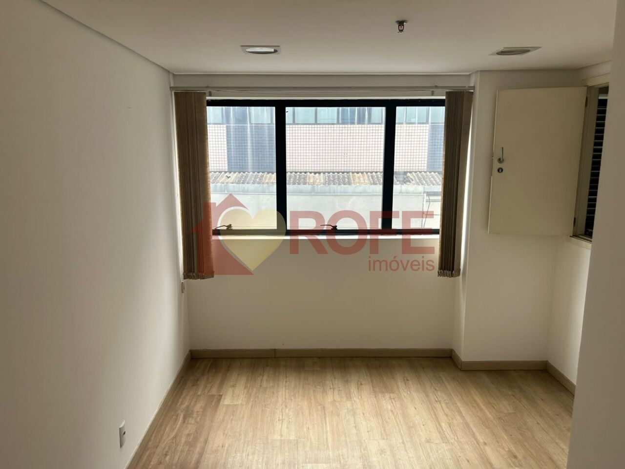 Foto 2 - RF48921