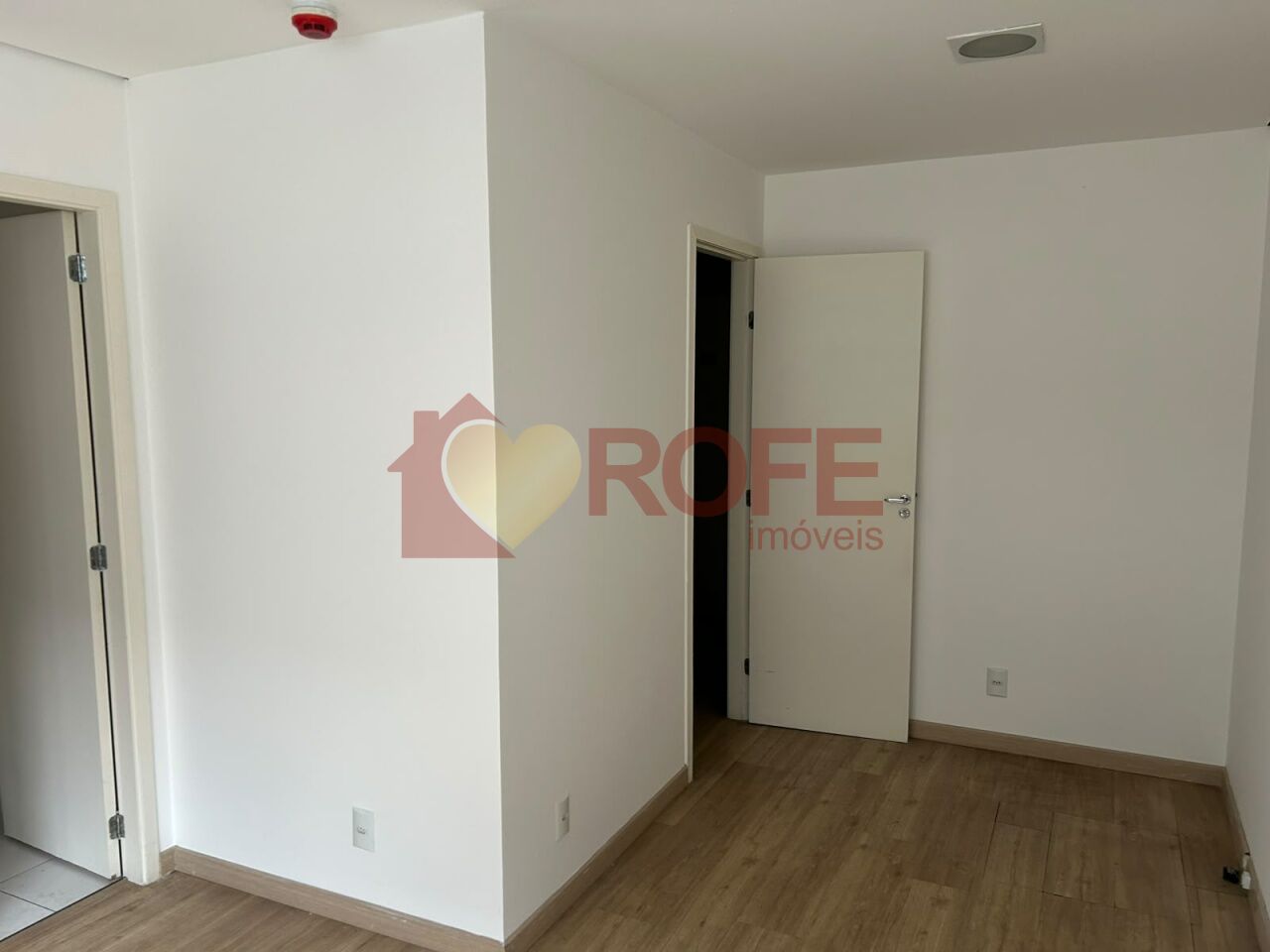 Foto 4 - RF48921