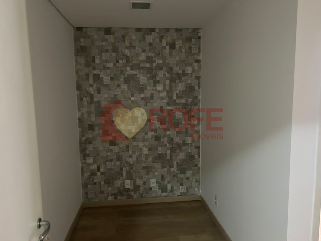 Foto 5 - RF48921