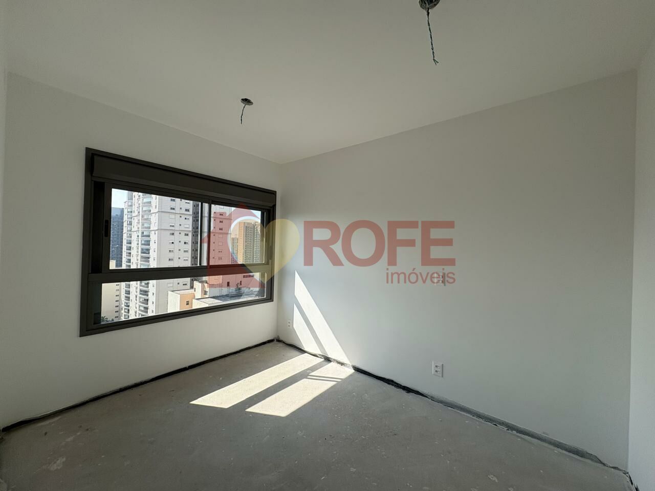 Foto 8 - RF48933