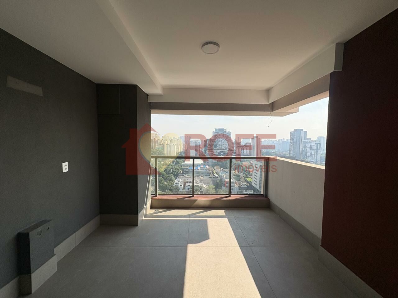Foto 5 - RF48933