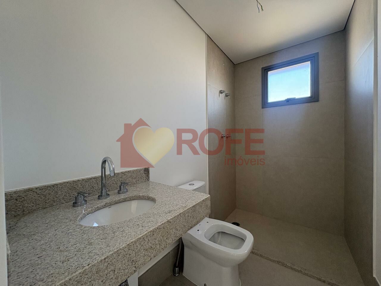 Foto 13 - RF48934