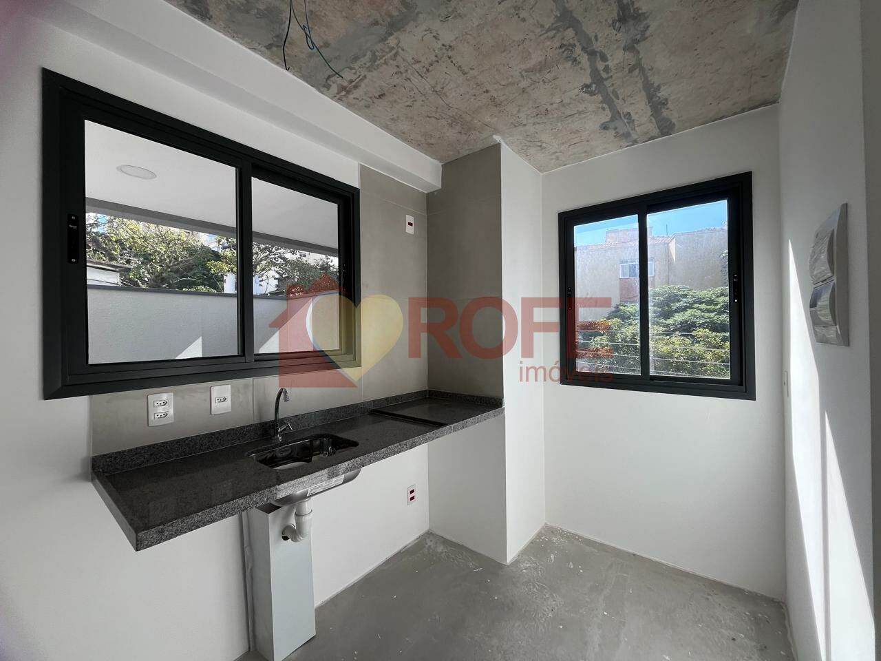 Foto 33 - RF48944