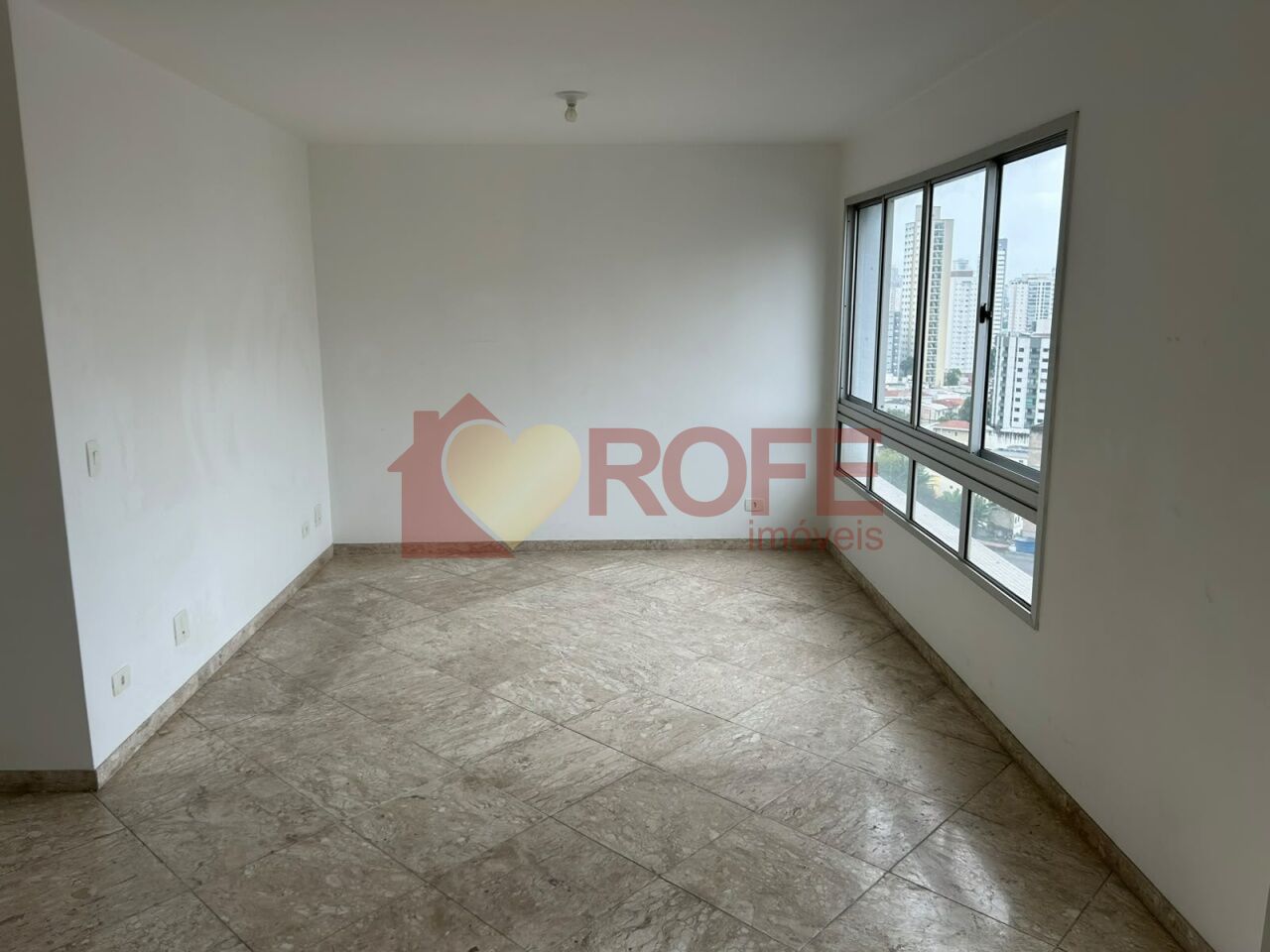 Foto 5 - RF48978