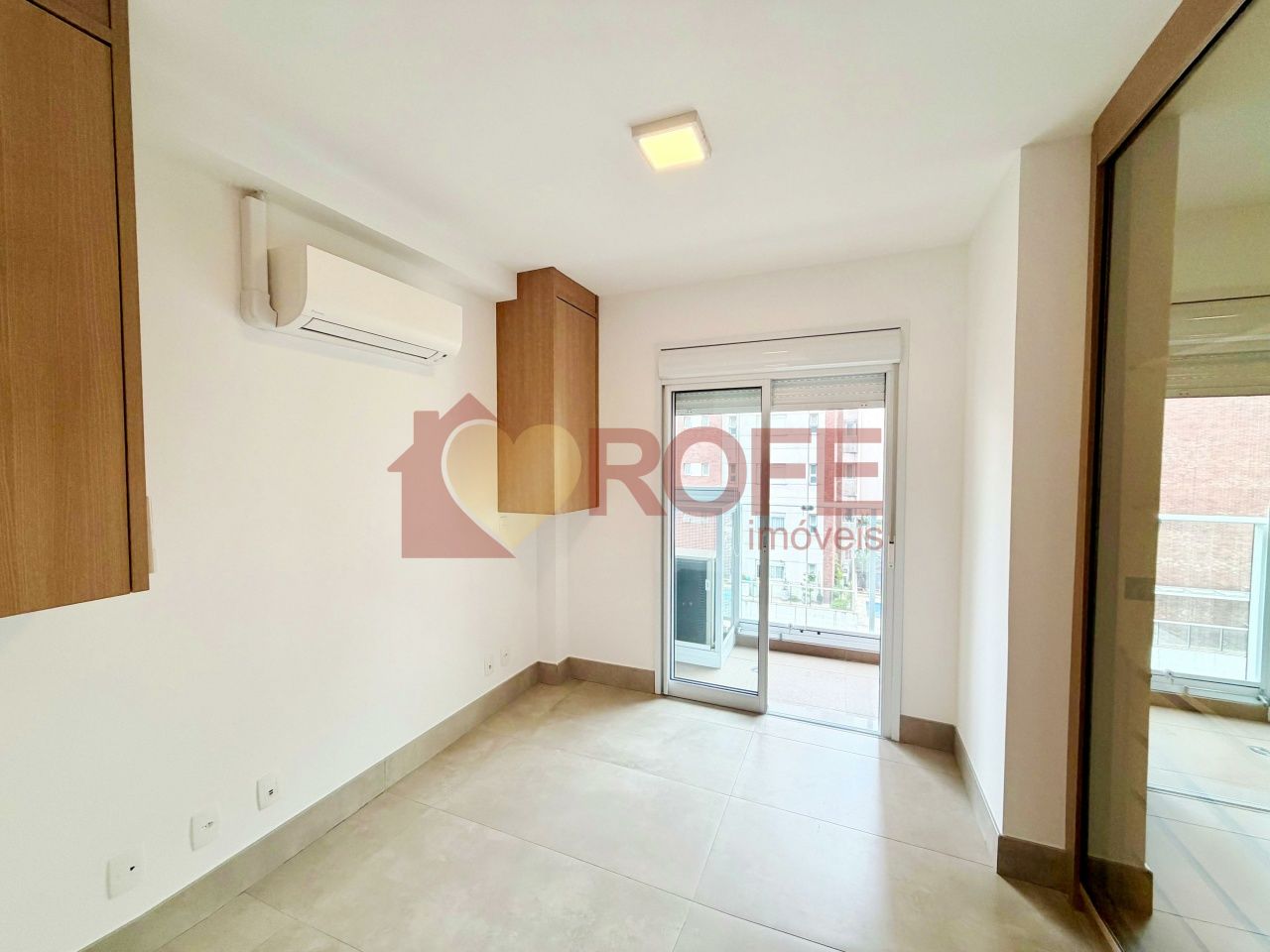 Foto 6 - RF48989
