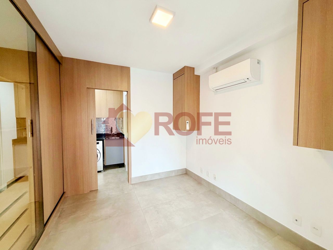 Foto 7 - RF48989