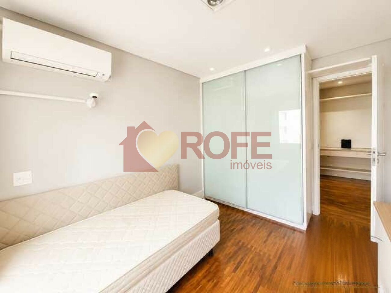 Foto 12 - RF48993