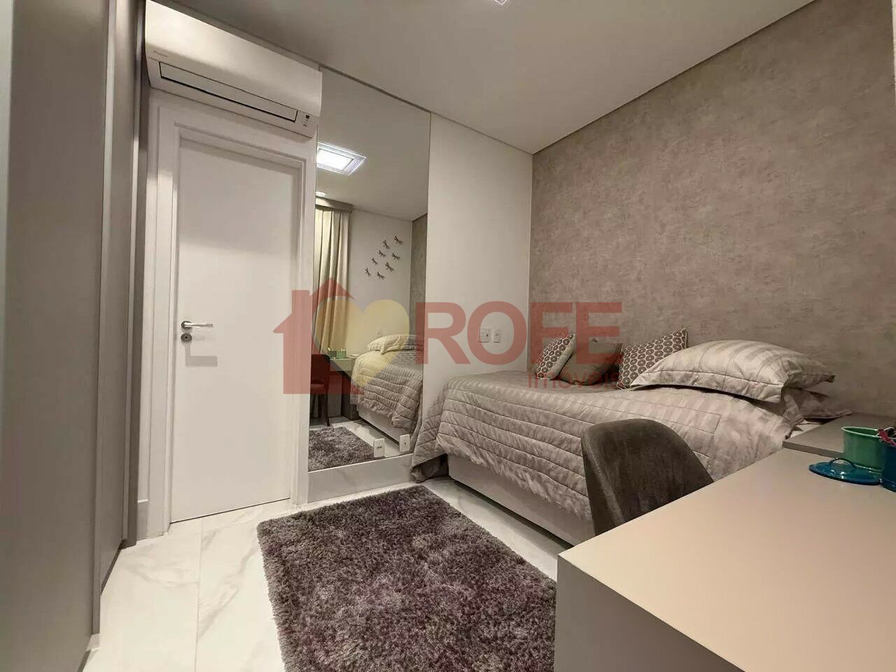 Foto 6 - RF49008