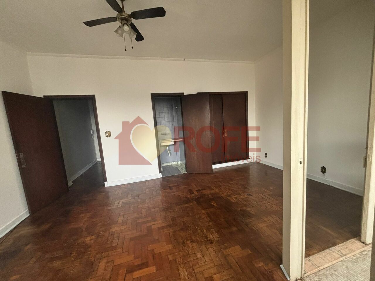 Foto 4 - RF49027