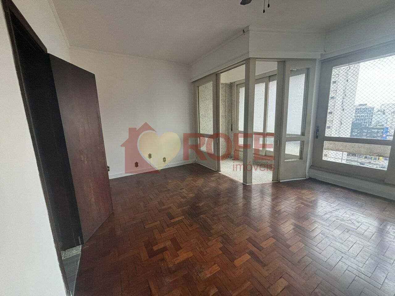Foto 7 - RF49027
