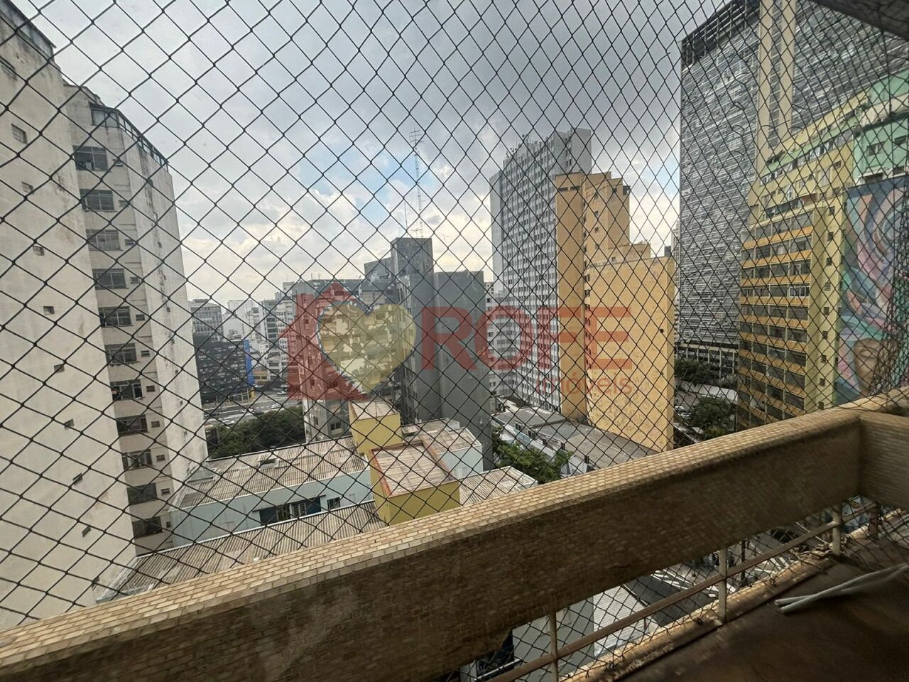 Foto 8 - RF49027