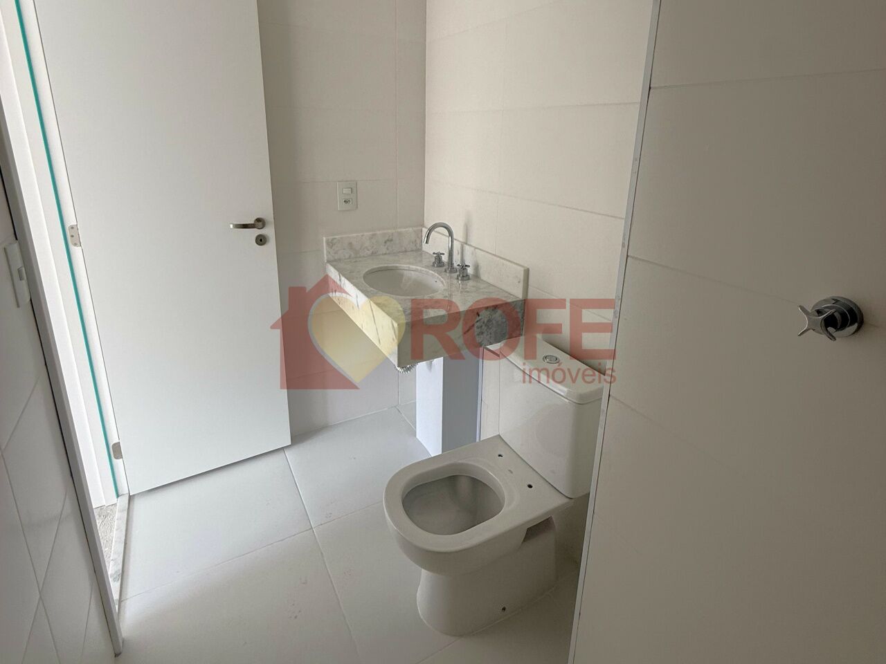 Foto 2 - RF49052