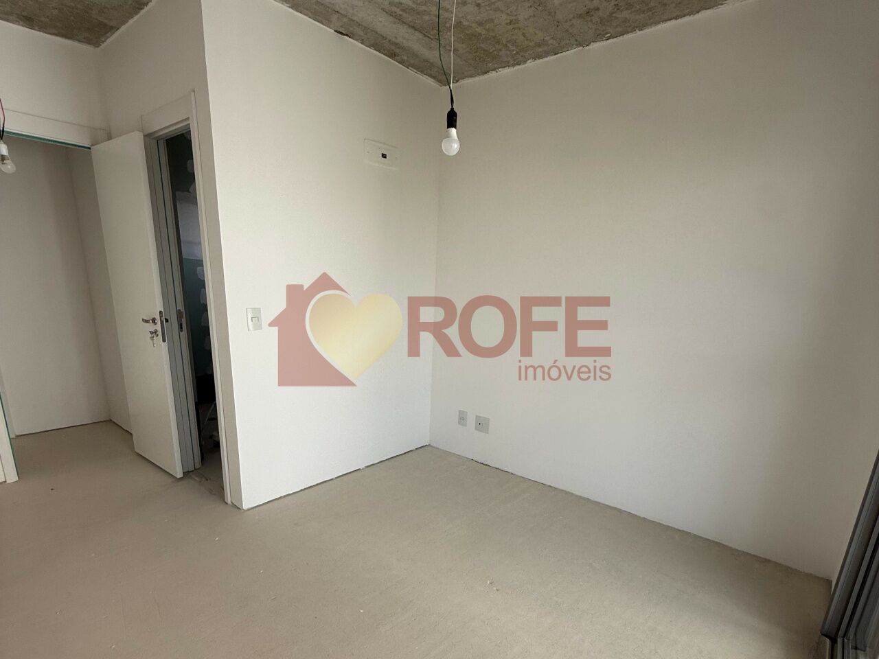 Foto 11 - RF49052