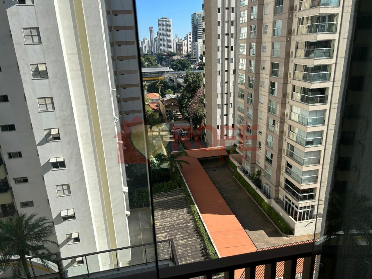 Foto 8 - RF49054