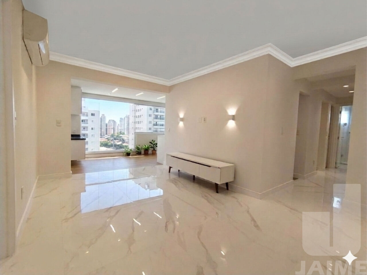 Apartamento para Venda - Parque Industrial Tomas Edson