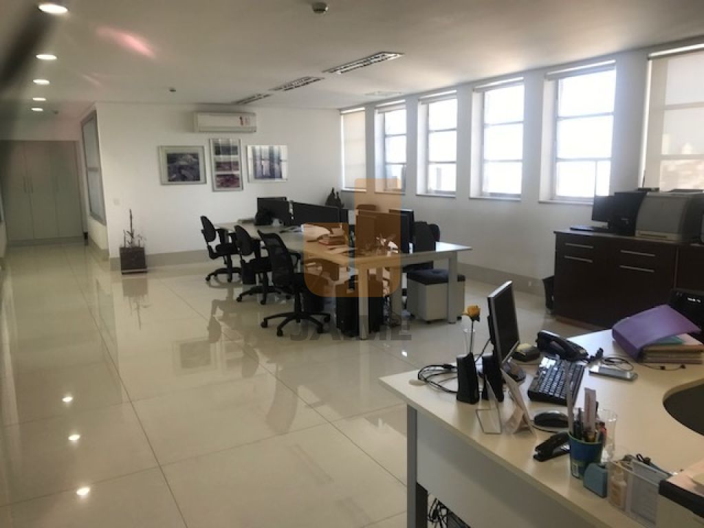 Conj. Comercial para Venda - Santa Cecília