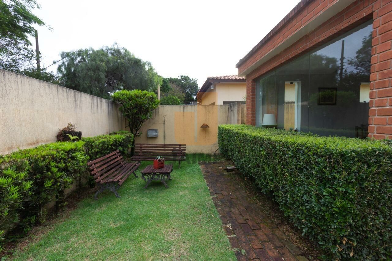 Casa Térrea para Venda - Instituto de Previdência